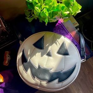 Greyscale/B&WJOL (Jack-O-Lantern) Bag. Roomy inside. Beautiful craftsmanship.